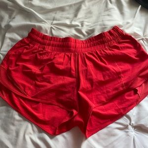 Lululemon Hotty Hot Short 2.5 Inch